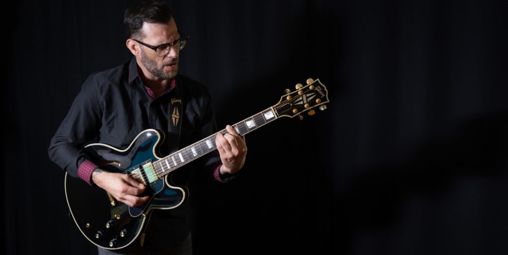 Alex Henley with Gibson 355